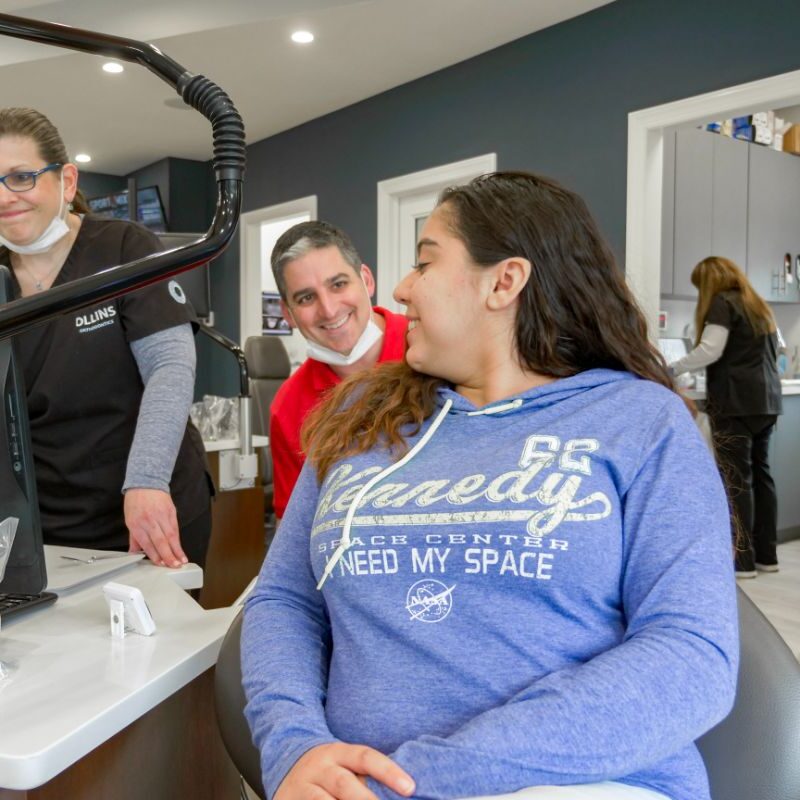Braces Or Invisalign: Which Is Right For You?
